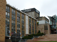 新南威尔士大学 